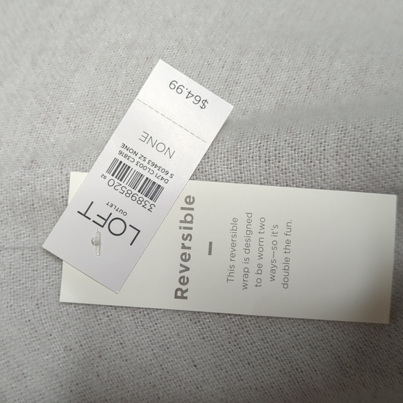 Loft Outlet Reversible Wrap Poncho with Fringe Geometric Print OS - Picture 11 of 14